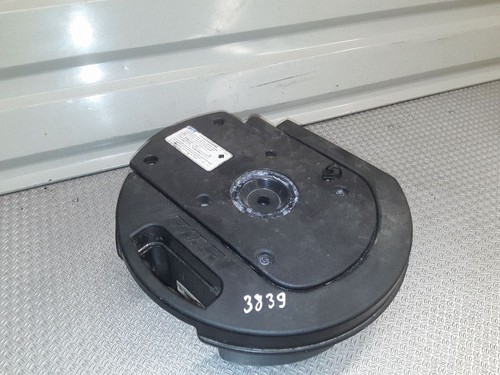 Mazda 2009 subwoofer speaker - 6,
