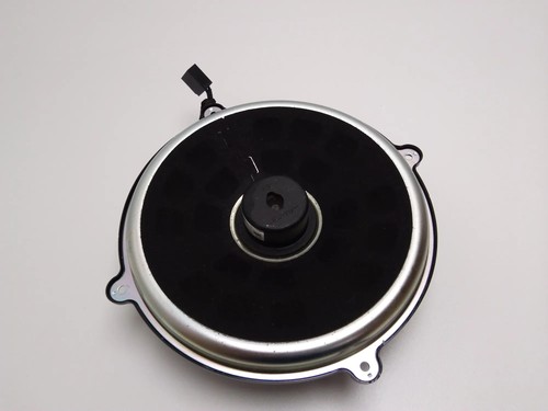 Mazda 2010 subwoofer - 6,